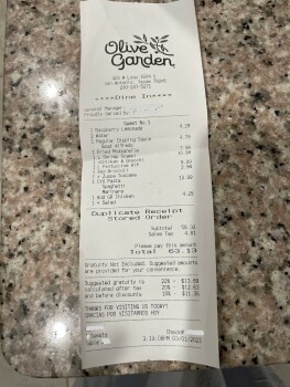 Verbraucherbewertung – Lebensmittelsicherheit Olive Garden Italian Restaurant, West Loop 1604 South, San Antonio, TX 78245, USA After eating the s... Foto #4
