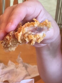 Verbraucherbewertung – Lebensmittelsicherheit Popeyes Louisiana Kitchen, South Camden Road, Pine Bluff, AR, USA Suspected food poisoning. Symptoms... Foto #2