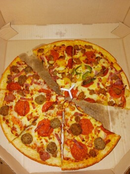 Consumer Review - Food Safety Pizza Hut, West Colonial Drive, Pine Hills, FL, USA I decided to get carry out pizza for dinner from... photo #2