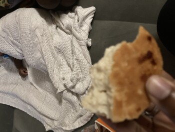 消费者评论 - 食品安全 Popeyes Louisiana Kitchen, 14605 Eastex Freeway, Humble, TX, USA I ate a biscuit and it was a very b... 照片 #2