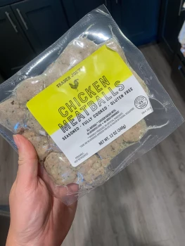 Reseña del consumidor - Seguridad alimentaria Trader Joe's, Kingston Pike, Knoxville, TN, USA Suspected food poisoning. Symptoms: Diarrhea, Fever,... foto #2