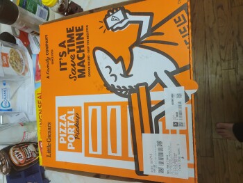 Consumer Review - Food Safety Little Caesars Pizza, Southeast 240th Street, Kent, WA, USA Me and my roomie got the Pretzel Pizza w... photo #2
