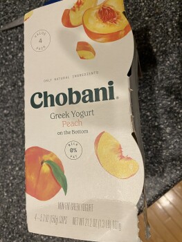 Avis du consommateur - Sécurité alimentaire Chobani Yogurt, Whole foods, Massachusetts, USA Actually, I’m not sure I should report this because... photo #3