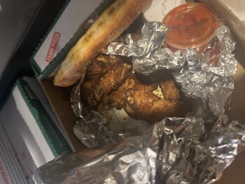 Consumer Review - Food Safety Papa Johns Pizza, Macarthur Road, Whitehall, PA, USA Yesterday , Not sure but I believe it was the p... photo #2