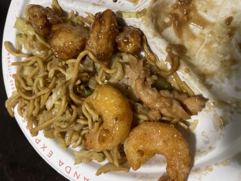 Avis du consommateur - Sécurité alimentaire Panda Express, East Orangethorpe Avenue, Fullerton, CA, USA Today food I ordered the family meal cam... photo #2