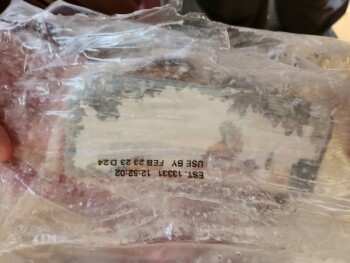 Consumer Food Safety Report Pick n Save, West Greenfield Avenue, Brookfield, WI, USA Bought kroger brand Thick cut hardwood smok... photo #3