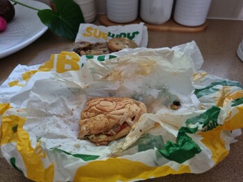 Avis du consommateur - Sécurité alimentaire Subway, Aerodrome Road, Maroochydore QLD, Australia Purchased and eaten at 3pm yesterday, still sick... photo #2