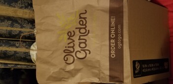 消费者食品安全报告 Olive Garden Italian Restaurant, Mall Drive, Texarkana, TX, USA We ordered the $6.00 take home spagh... 照片 #4
