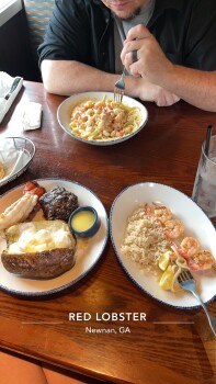 مراجعة المستهلك - سلامة الغذاء Red Lobster, Bullsboro Drive, Newnan, GA, USA Suspected food poisoning. Symptoms: Diarrhea, Nausea,... صورة فوتوغرافية #2