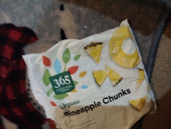 Reseña del consumidor - Seguridad alimentaria Whole Foods Market, Church Street, Decatur, GA, USA Suspected food poisoning. Symptoms: Stomach Pain... foto #2