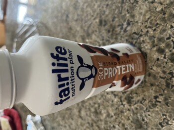 Consumer Review - Food Safety Fairlife chocolate protein shake, Lake Forest Park, WA, USA Suspected food poisoning. Symptoms: Diar... photo #2