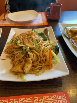 Consumer Review - Food Safety Ho Wah Chinese Restaurant, Del Monte Boulevard, Marina, CA, USA My cousin and I decided to eat there... photo #2