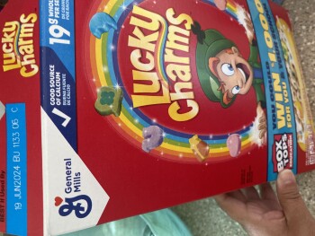 Consumer Review - Food Safety Lucky Charms, Harris Teeter, Kensington Drive, Waxhaw, NC, USA Had Lucky Charms and currently experi... photo #1