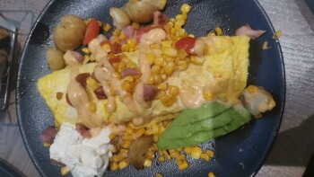 消费者评论 - 食品安全 Mugg & Bean, Corner R27 &, Berkshire Boulevard, Cape Farms, Cape Town, South Africa I had a slice of... 照片 #2