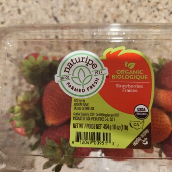 مراجعة المستهلك - سلامة الغذاء Walmart Supercenter, Van Buren Boulevard, Riverside, CA, USA The strawberries my son ate from our in... صورة فوتوغرافية #2