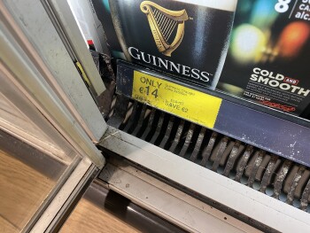 تقرير سلامة الغذاء للمستهلك Dunnes Stores, St Stephen's Green, Dublin 2, Ireland I have concerns about the hygiene of the fridge... صورة فوتوغرافية #4