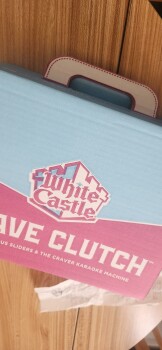 消费者评论 - 食品安全 White Castle, West Addison Street, Chicago, IL 60618, USA Ordered a crave case, burgers seemed a lit... 照片 #2