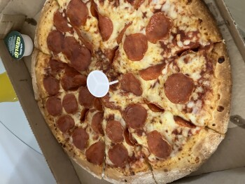 مراجعة المستهلك - سلامة الغذاء Papa Johns Pizza, Delamere Street, Chester, UK Suspected food poisoning. Symptoms: Diarrhea, Nausea,... صورة فوتوغرافية #2