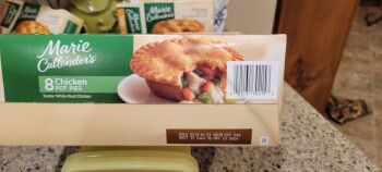 Consumer Food Safety Report Marie Callenders chicken pot pie, Sam's Club, Fort Meade, FL, USA We purchased a 8 pack box of Marie... photo #4