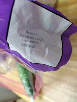 Reseña del consumidor - Seguridad alimentaria Lettuce, Walmart, Arizona, USA In August and September of 2023 In August from From Walmart romaine l... foto #3