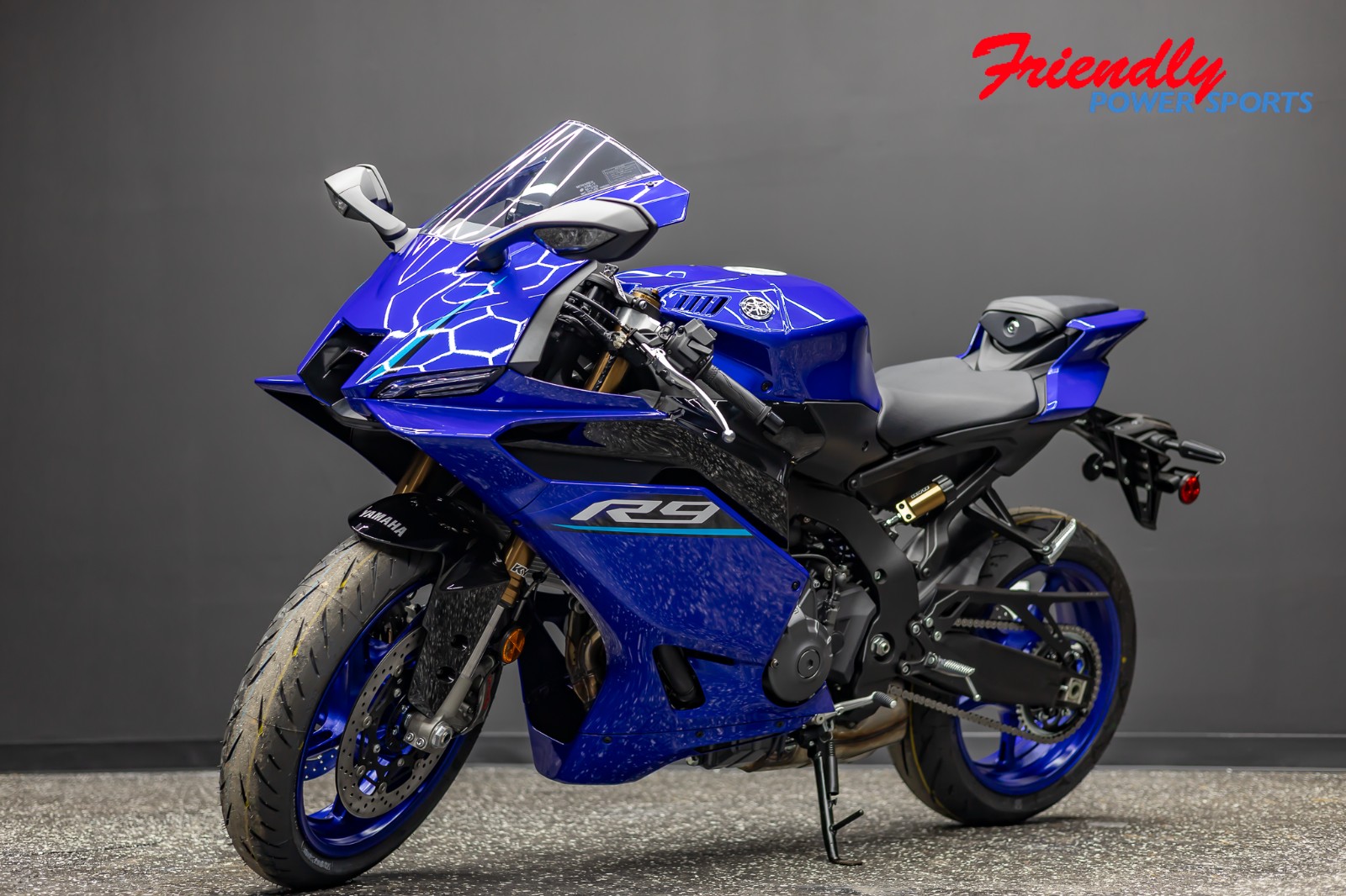 2026 YAMAHA YZF-R9