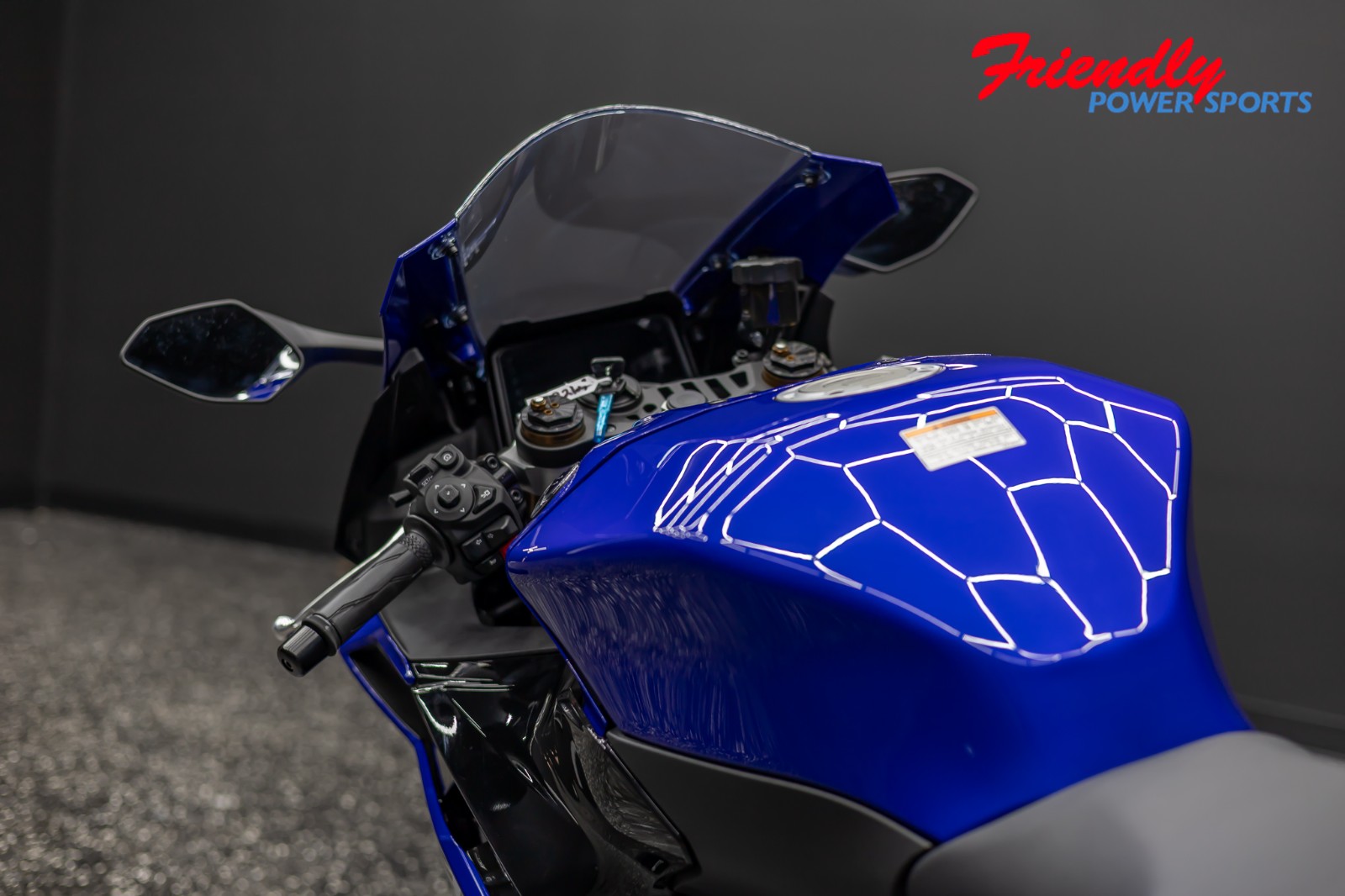 2026 YAMAHA YZF-R9