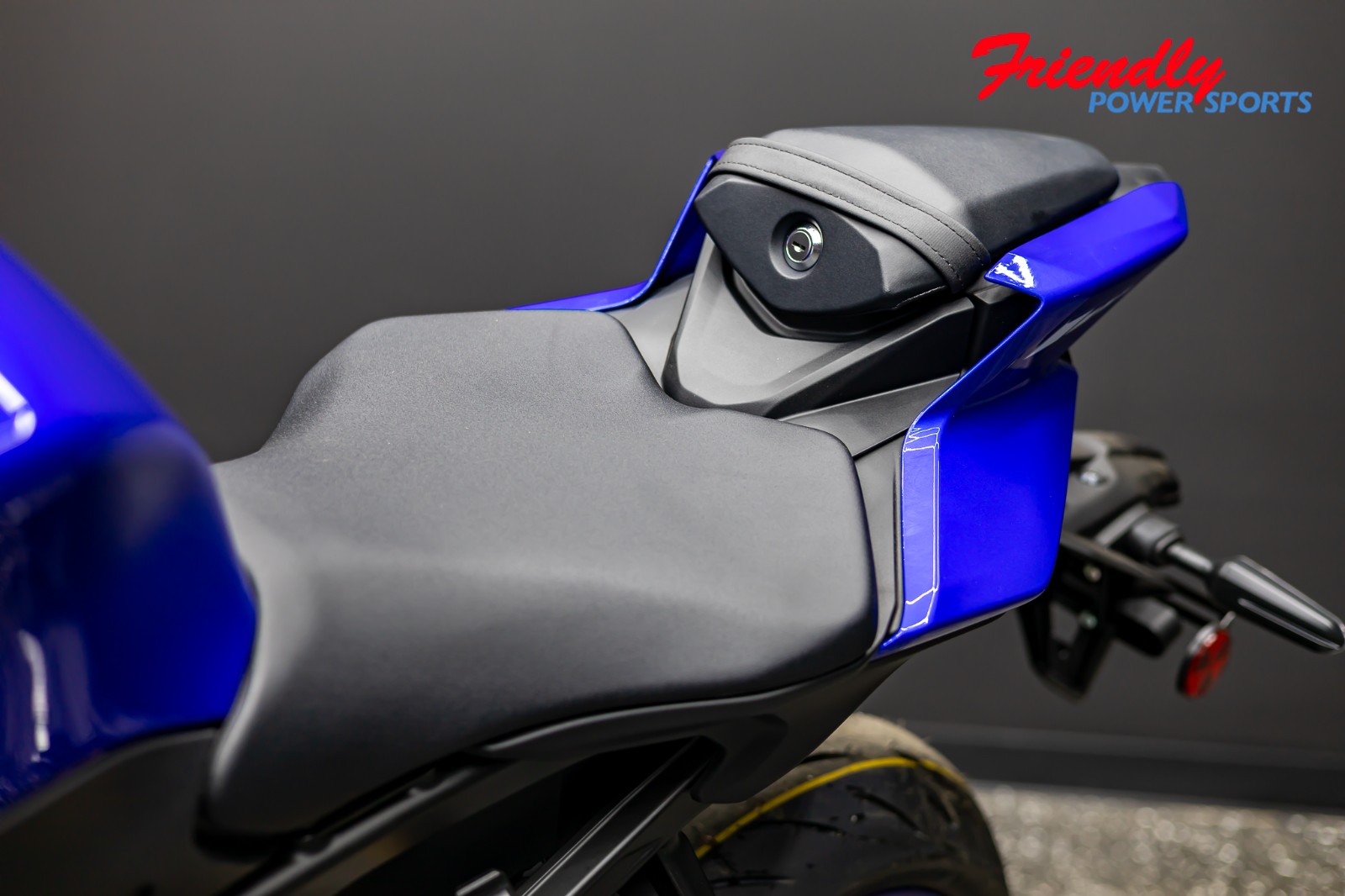 2026 YAMAHA YZF-R9