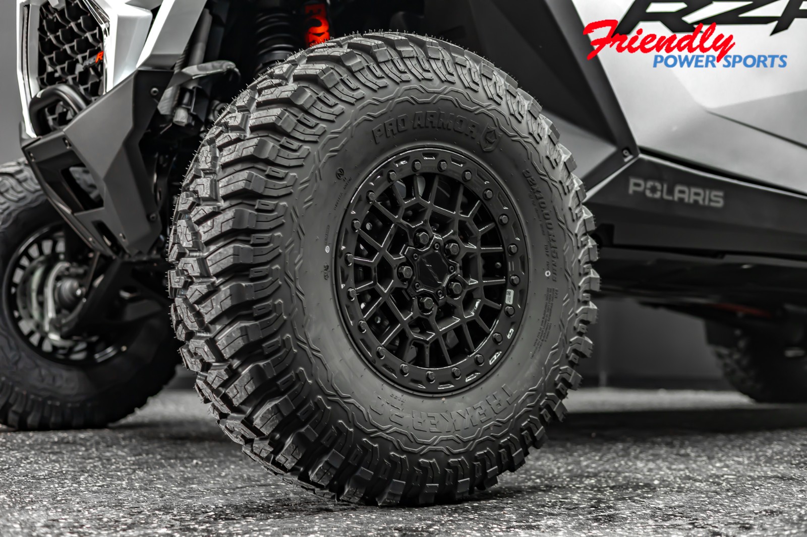 2026 POLARIS RZR PRO R 4 ULTIMATE GHOST WHITE METALLIC Ultimate