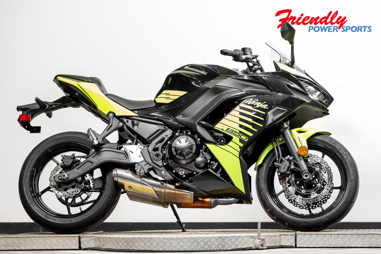 2026 KAWASAKI Ninja® 650 ABS