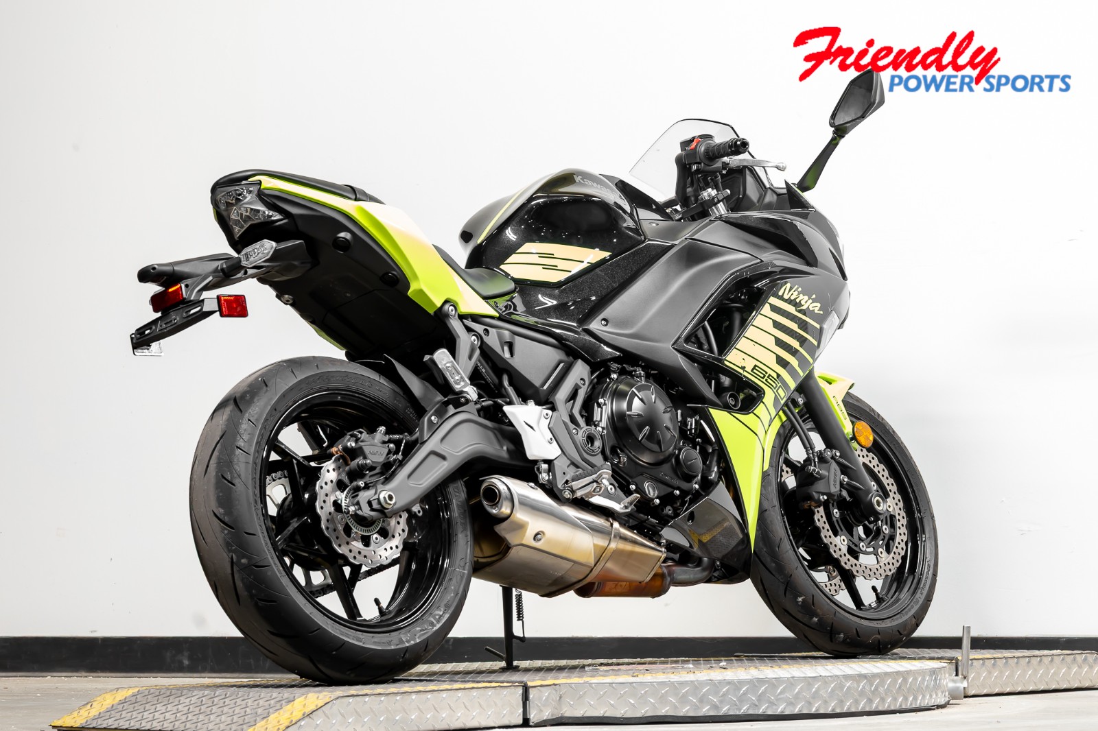 2026 KAWASAKI Ninja® 650 ABS