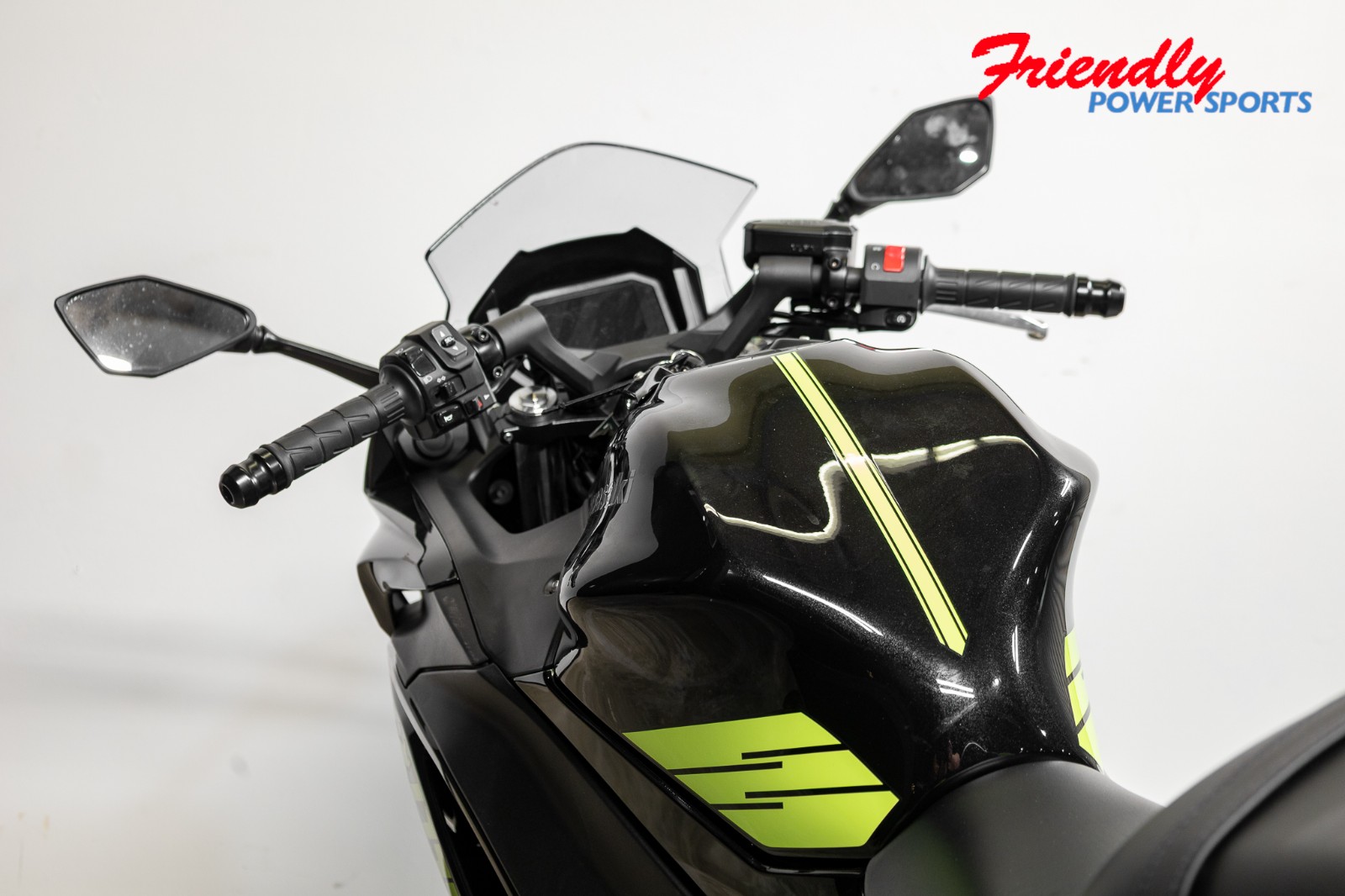 2026 KAWASAKI Ninja® 650 ABS