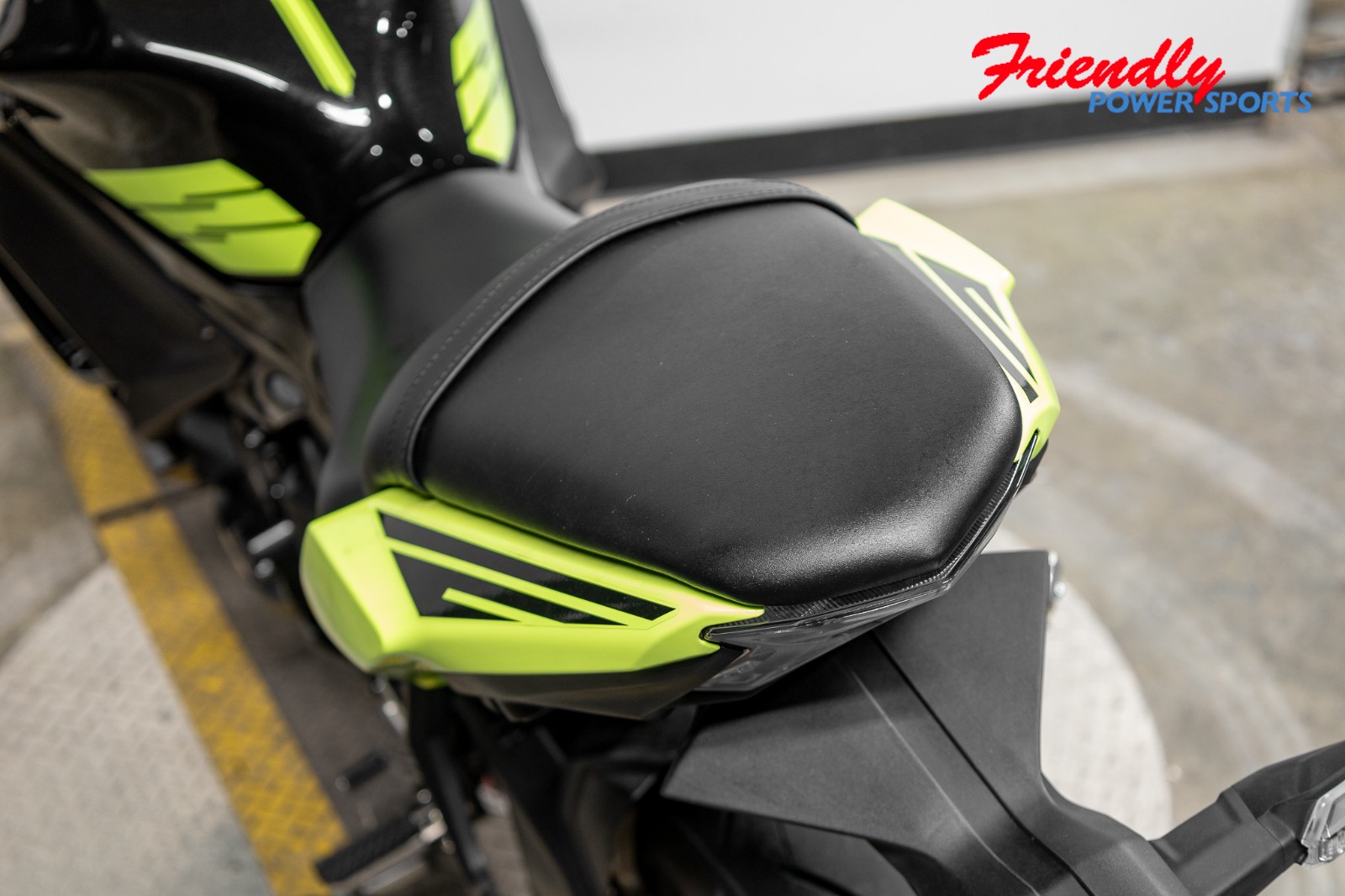 2026 KAWASAKI Ninja® 650 ABS