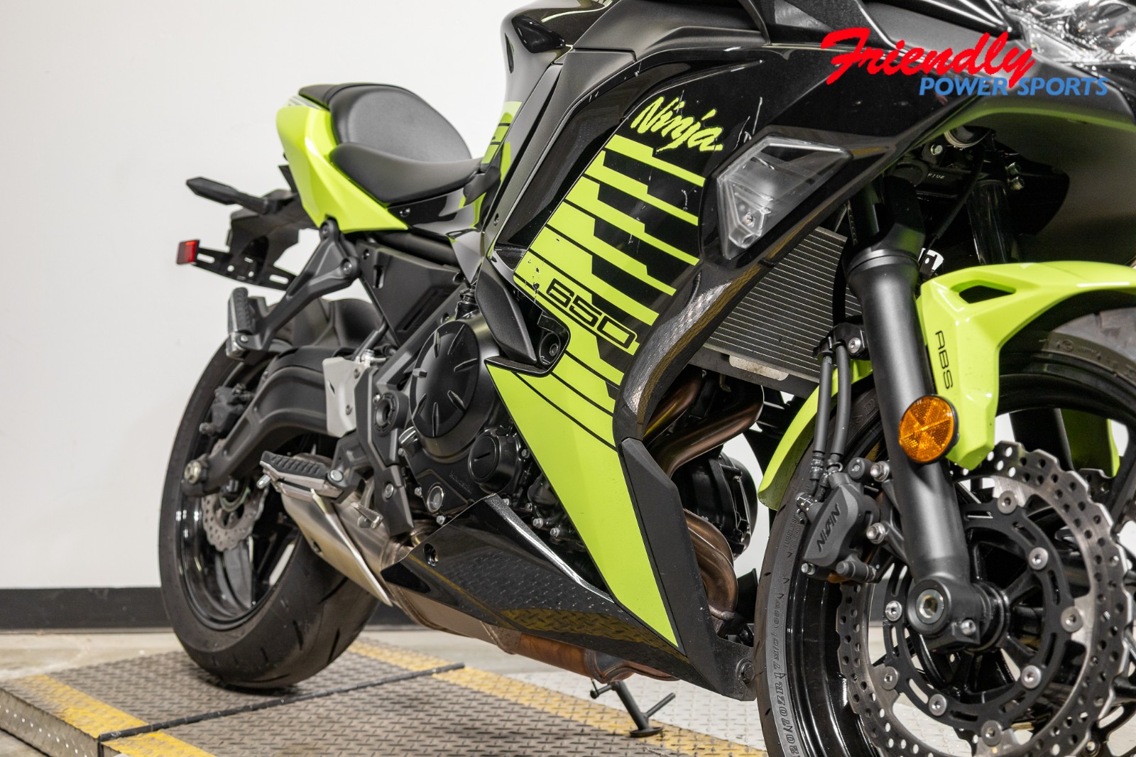 2026 KAWASAKI Ninja® 650 ABS