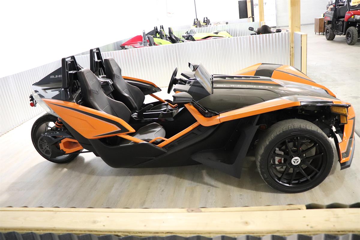 2017 Slingshot SLR
