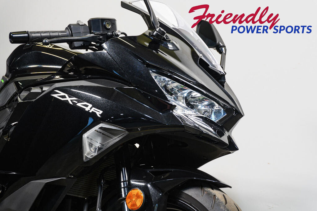 2025 KAWASAKI NINJA ZX400 ABS