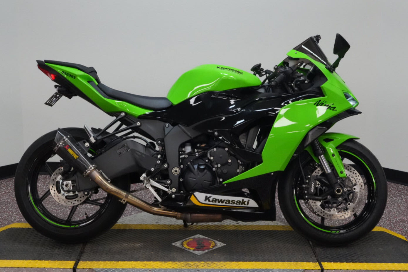 2025 KAWASAKI NINJA ZX-6R