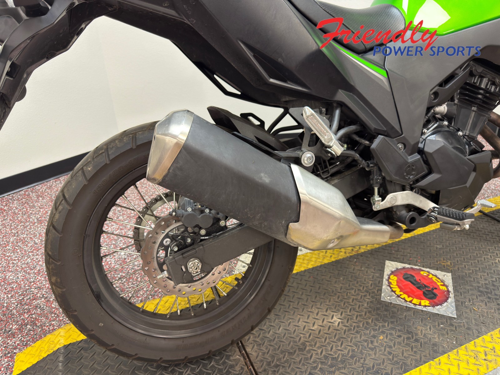 2025 KAWASAKI VERSYS-X 300 ABS