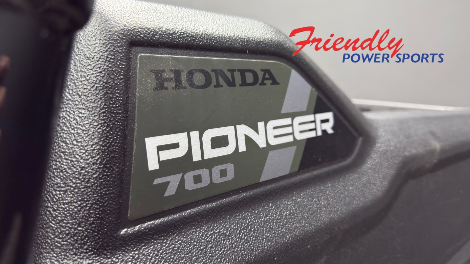2026 HONDA Pioneer 700 Deluxe