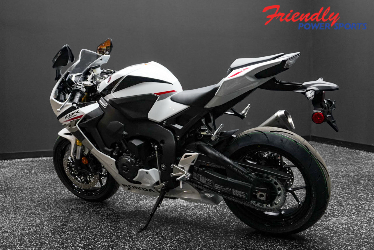 2026 HONDA CBR1000RR
