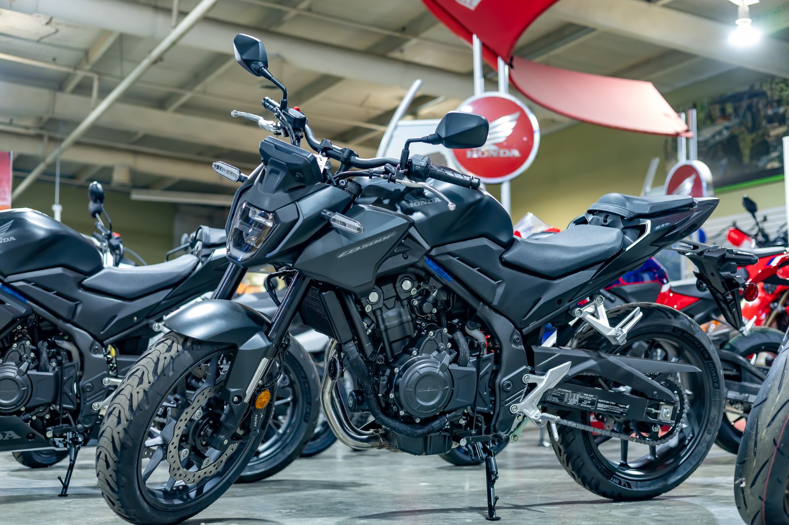 2025 HONDA CB500F ABS