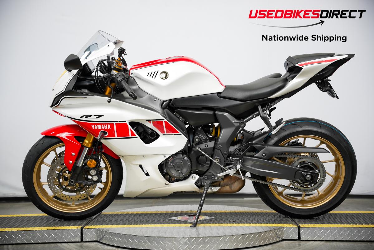 2022 YAMAHA YZF R7