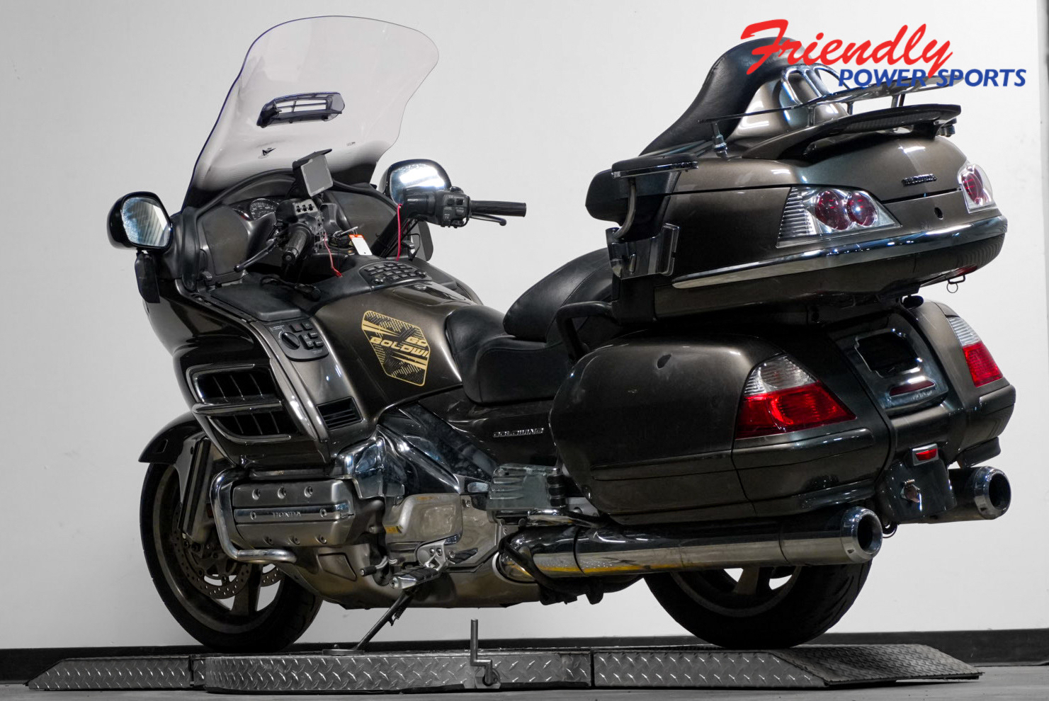 2010 HONDA GOLD WING PREMIUM AUDIO