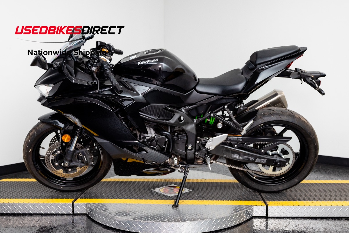2024 KAWASAKI NINJA ZX400