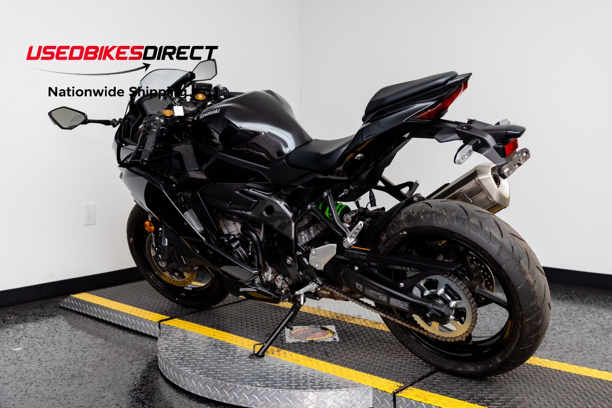2024 KAWASAKI NINJA ZX400