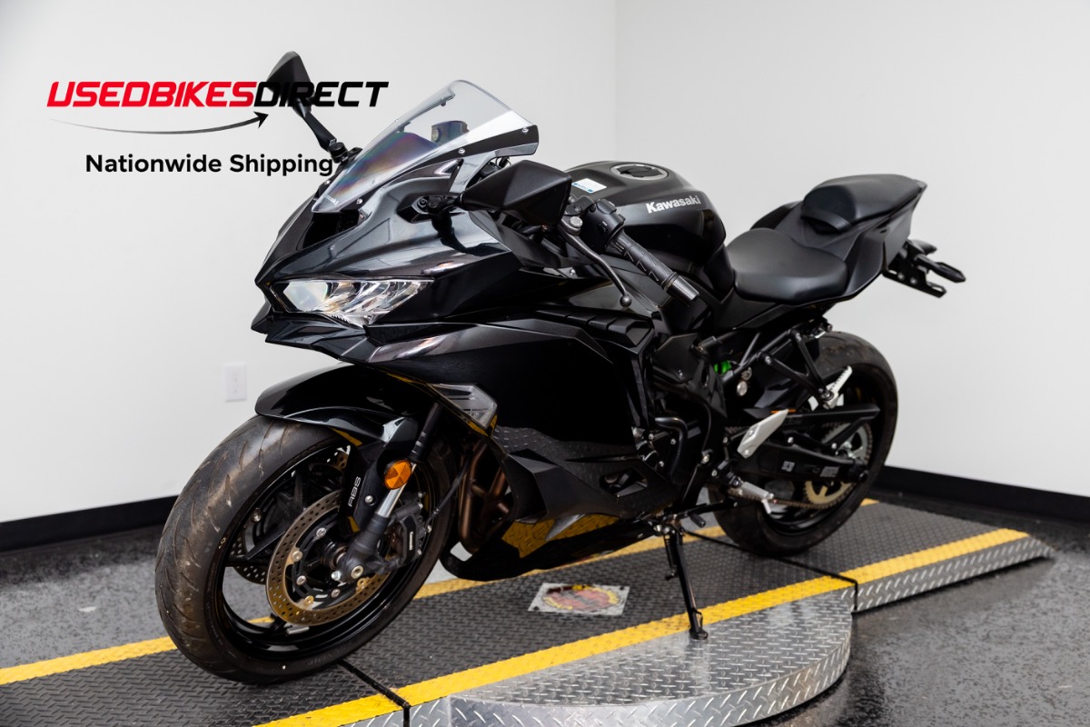 2024 KAWASAKI NINJA ZX400