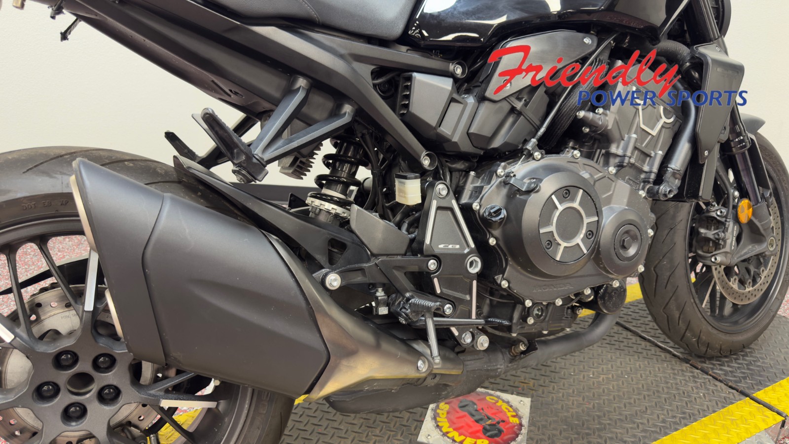 2022 HONDA CB1000R ABS