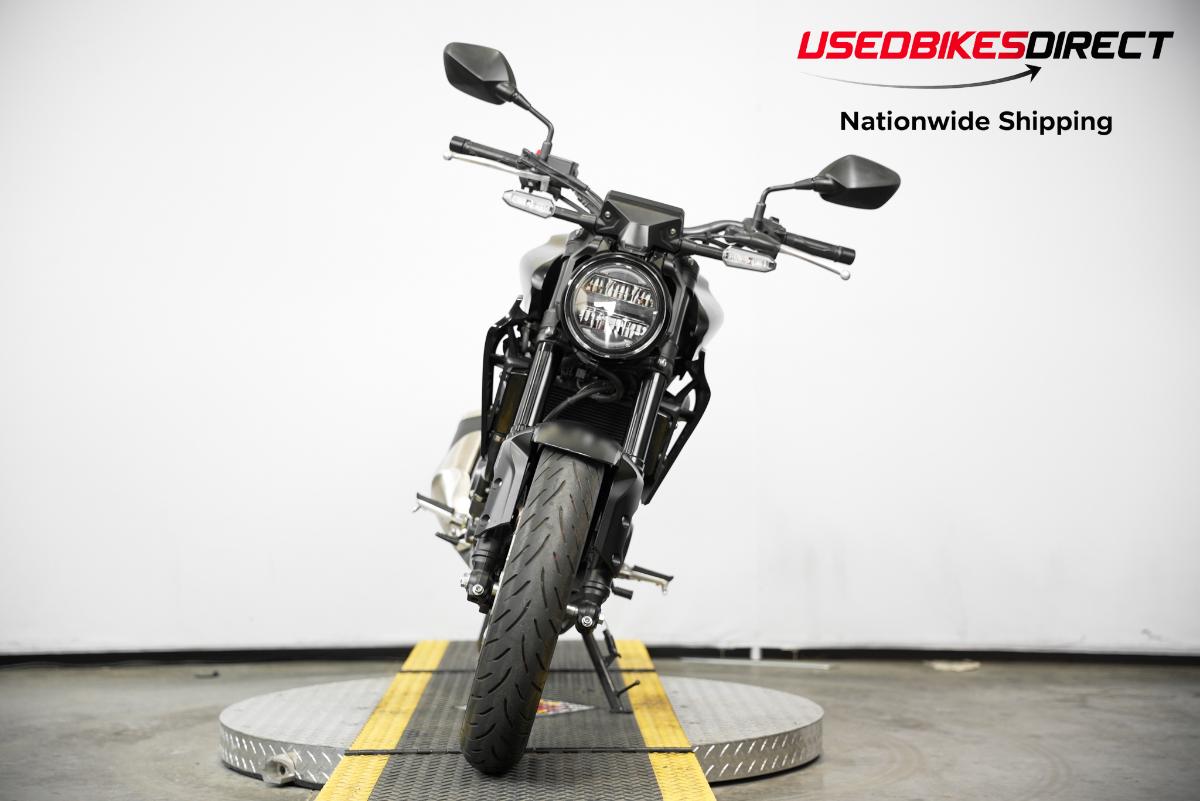 2025 HONDA CB300R ABS