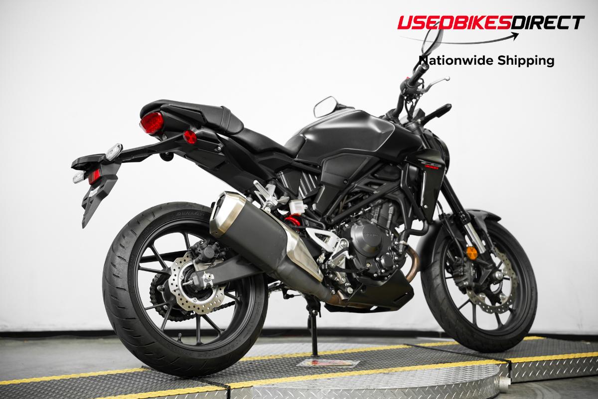 2025 HONDA CB300R ABS