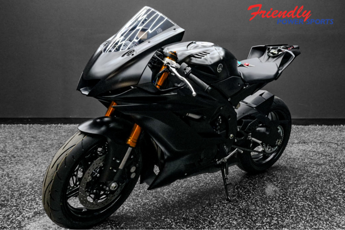 2026 YAMAHA YZF-R6 RACE