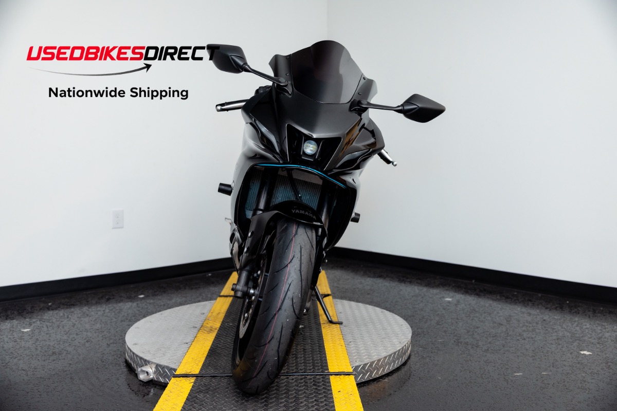 2023 YAMAHA YZF-R7